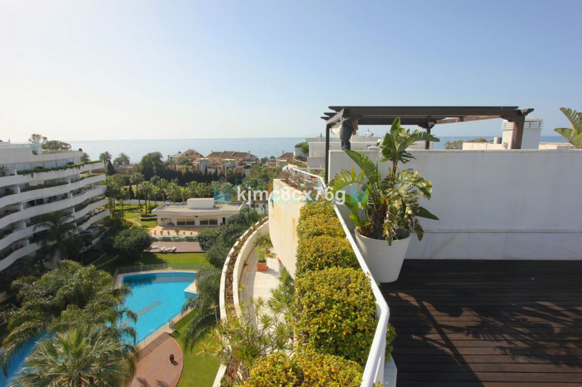 Penthouse for sale in Marbella - Puerto Banus