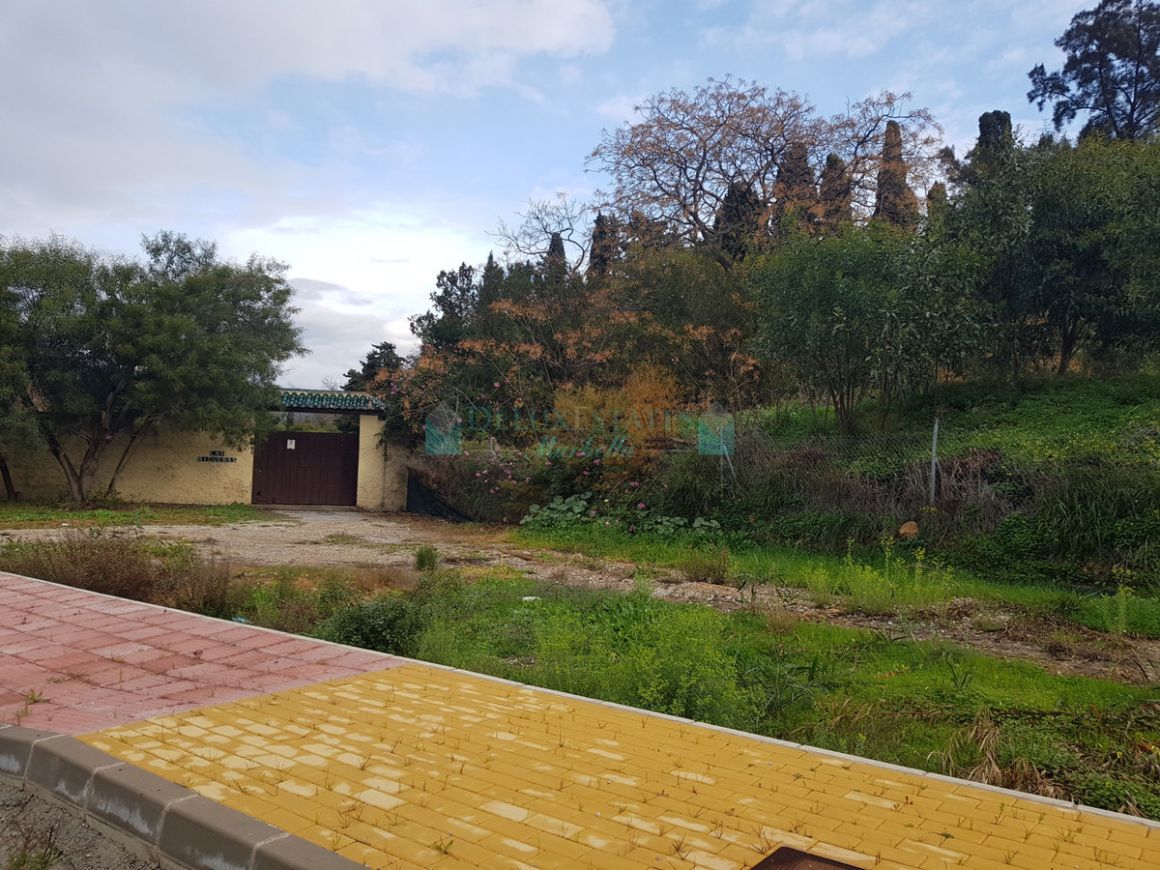 Residential Plot for sale in Marbella - Puerto Banus