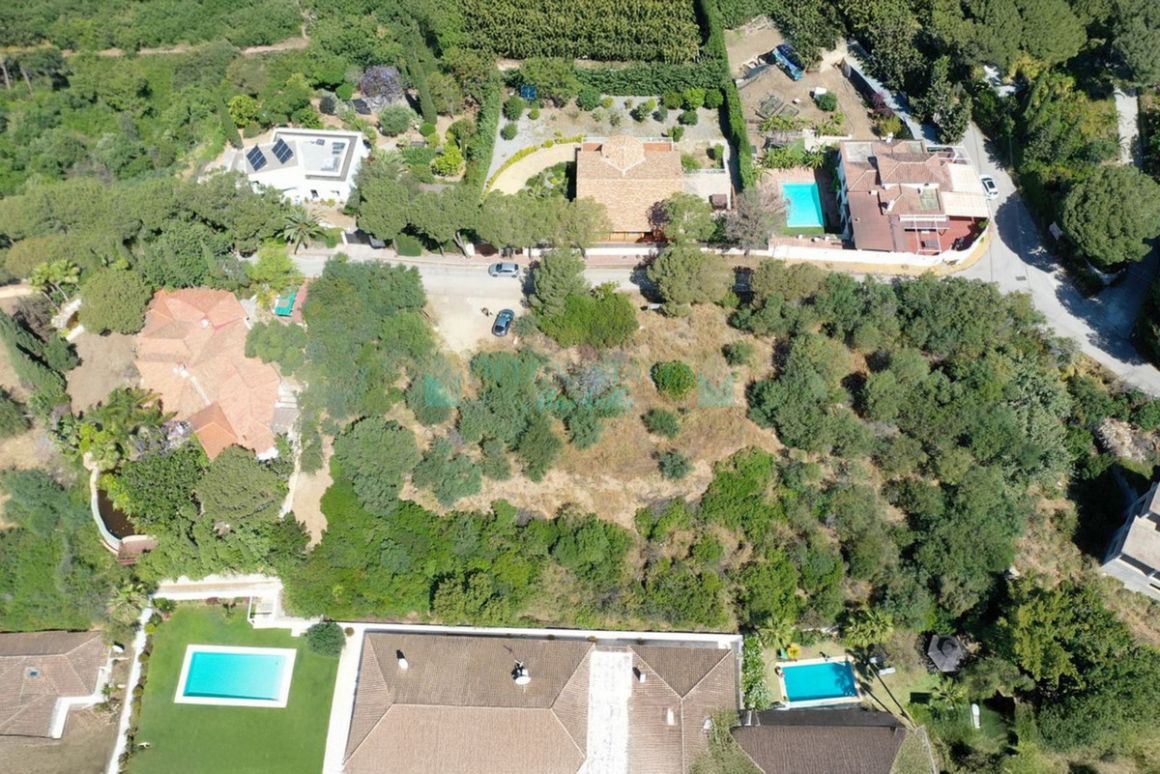 Plot for sale in Elviria, Marbella East