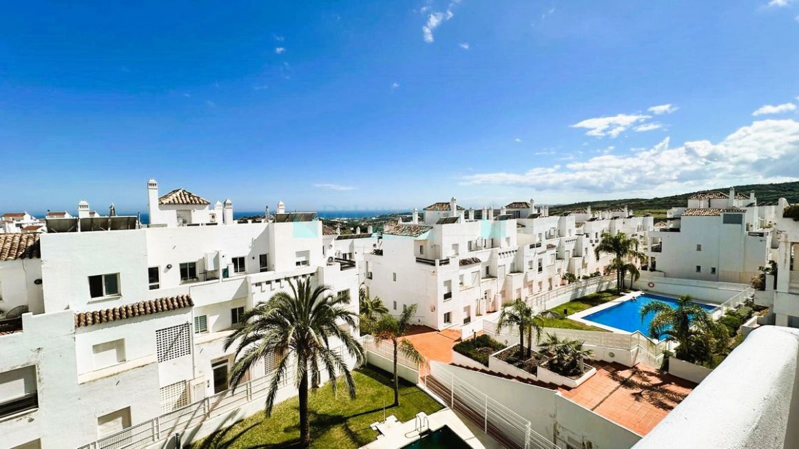 Penthouse for sale in Estepona