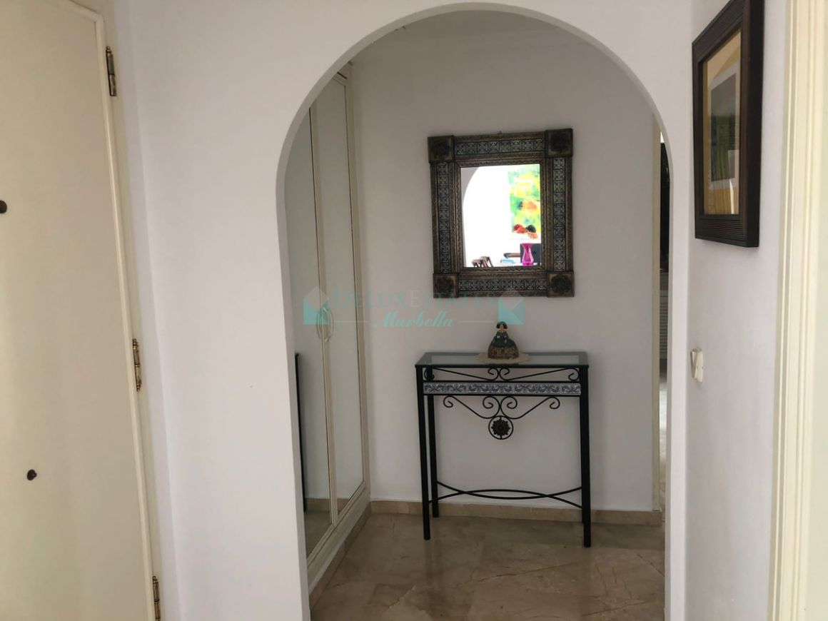 Apartment for sale in Nueva Andalucia