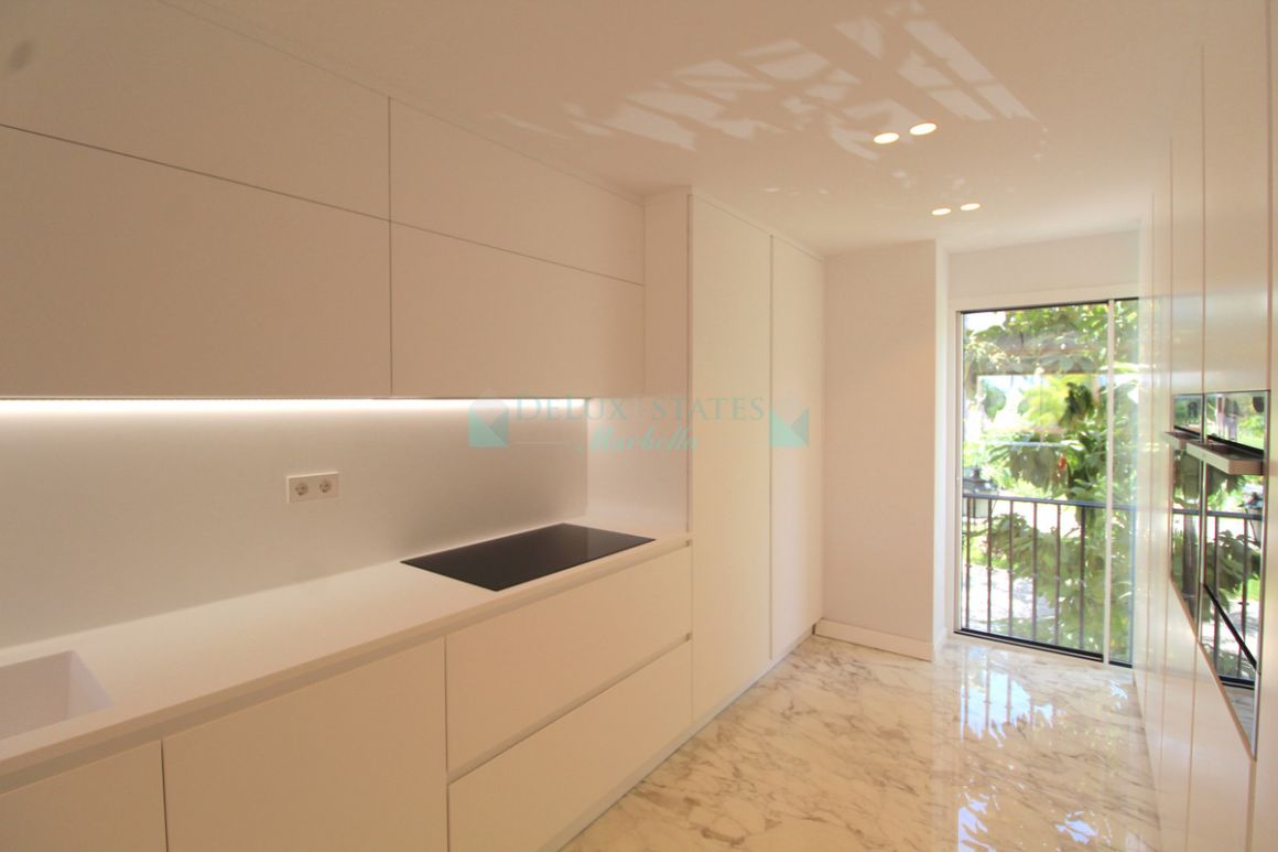Penthouse in Atalaya, Estepona