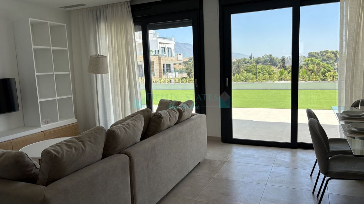 Ground Floor Apartment for rent in Atalaya, Estepona
