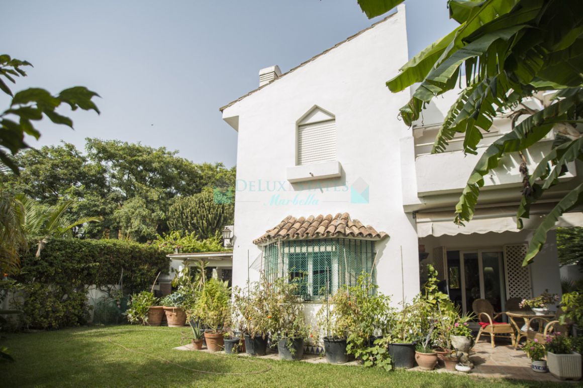 Villa in Estepona