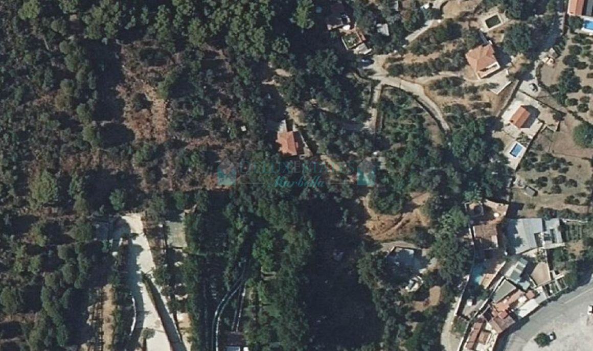 Plot for sale in Ojen