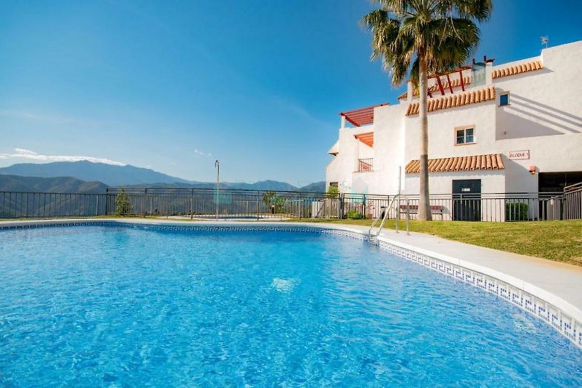 Ground Floor Apartment for sale in Istan