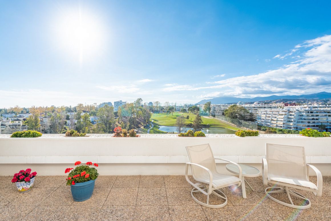 Apartment for sale in Guadalmina Alta, San Pedro de Alcantara