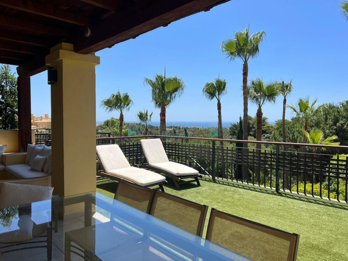 Ground Floor Apartment for sale in Marbella Golden Mile