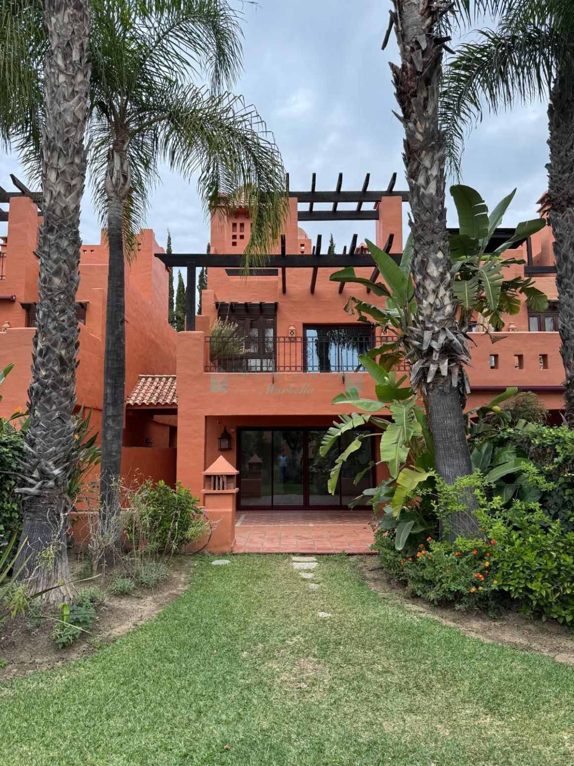 Town House for sale in Marbella Golden Mile