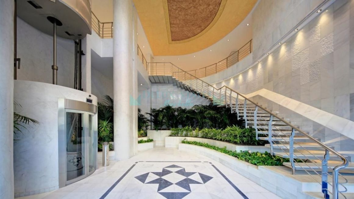 Apartment for sale in Marbella - Puerto Banus