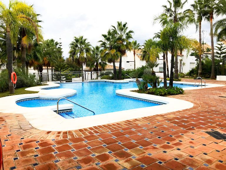 Town House for sale in Marbella Golden Mile