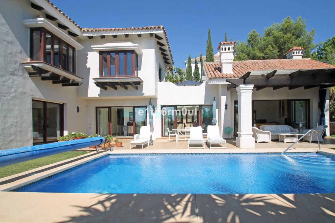 Villa for sale in Marbella Golden Mile