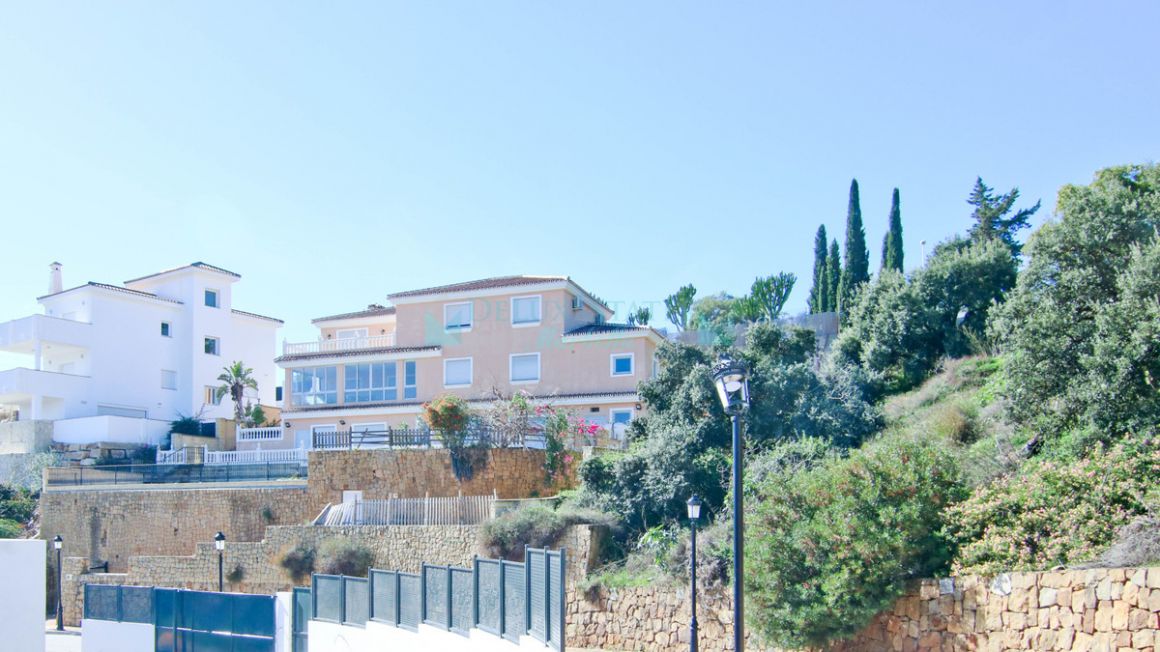 Villa for sale in Elviria, Marbella East