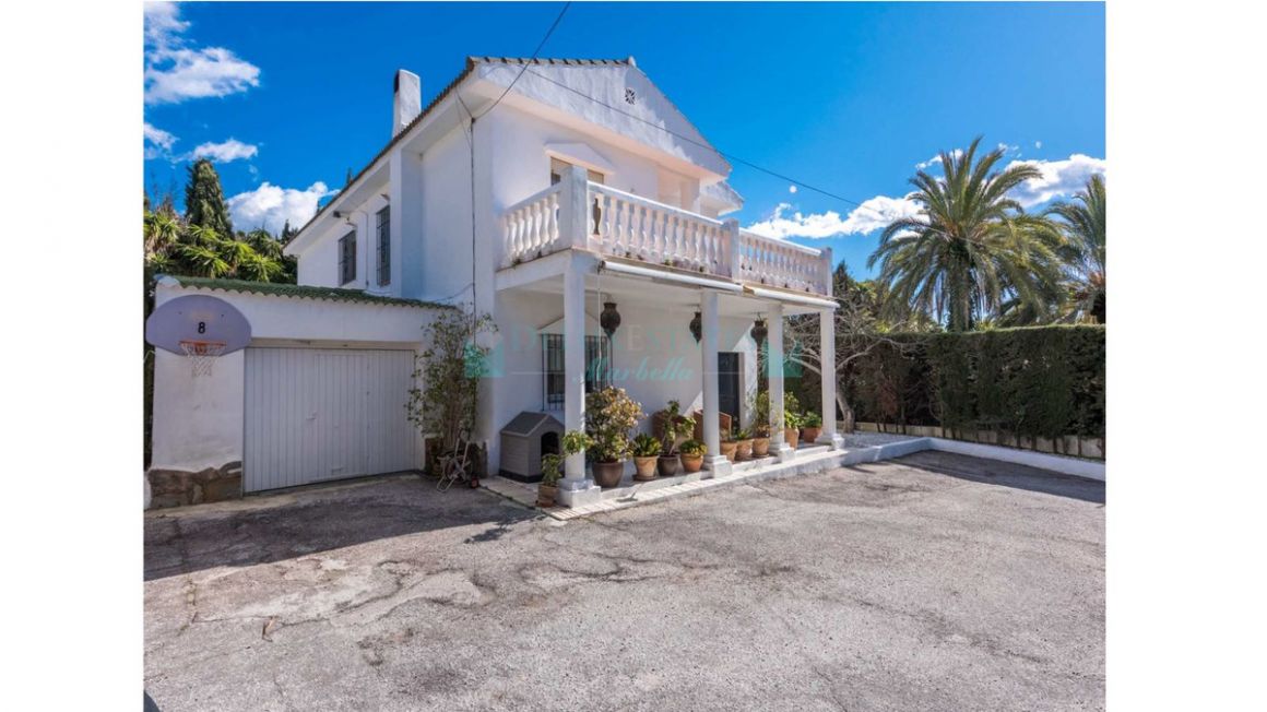 Villa for sale in Nagüeles, Marbella Golden Mile