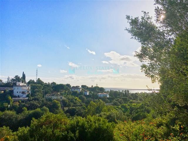 Residential Plot for sale in Elviria, Marbella East