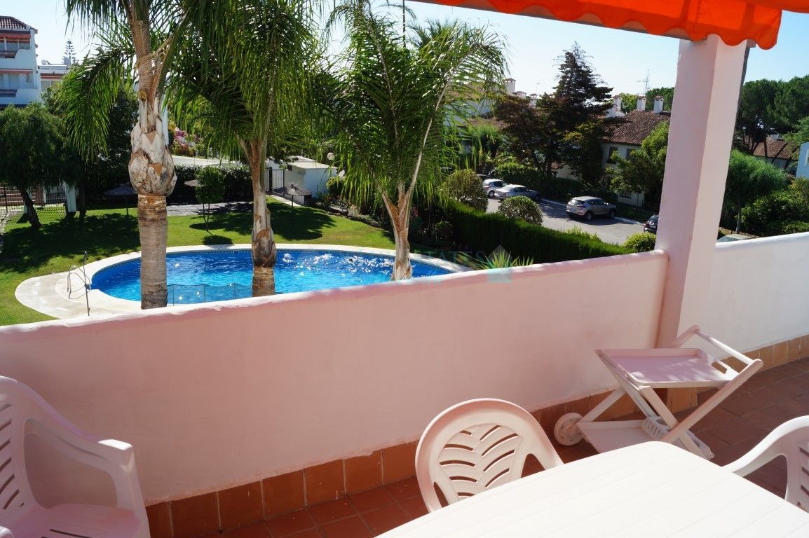 Semi Detached Villa for sale in Nagüeles, Marbella Golden Mile