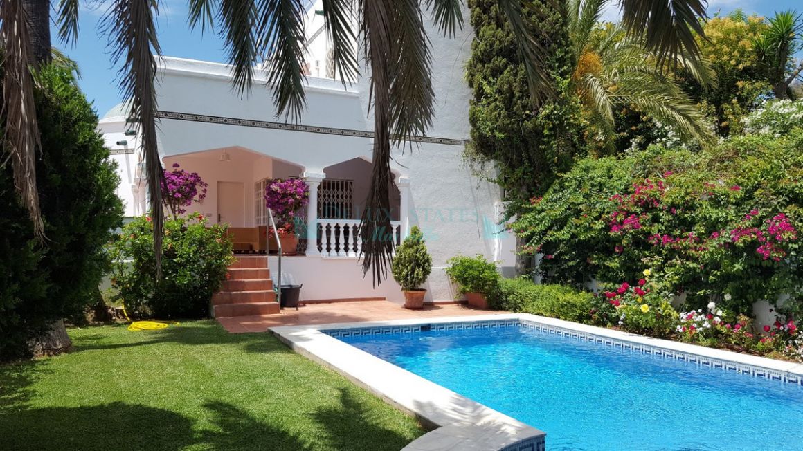 Villa for rent in Marbella