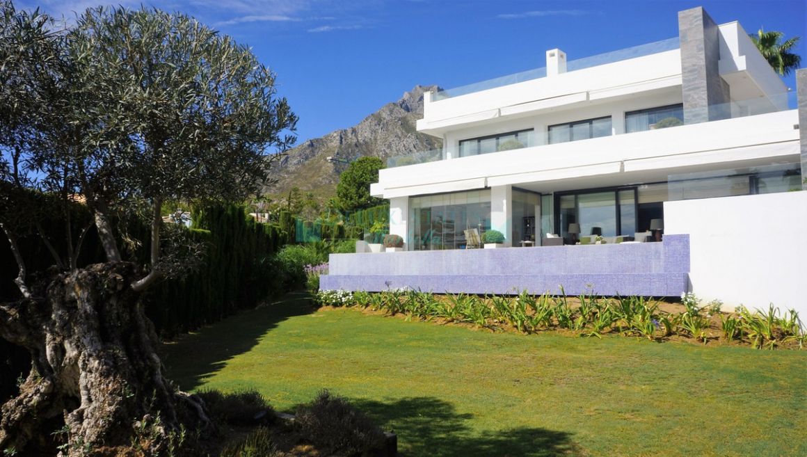 Villa in Nagüeles, Marbella Golden Mile