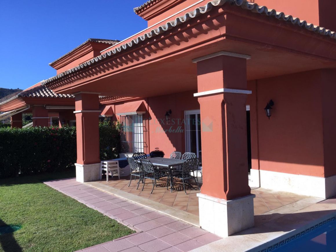 Semi Detached Villa for sale in Santa Clara, Marbella East