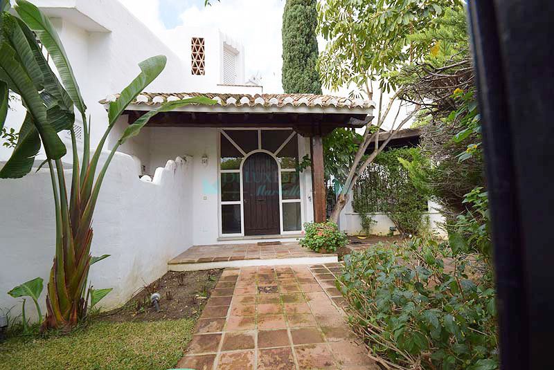 Town House in Las Chapas, Marbella East