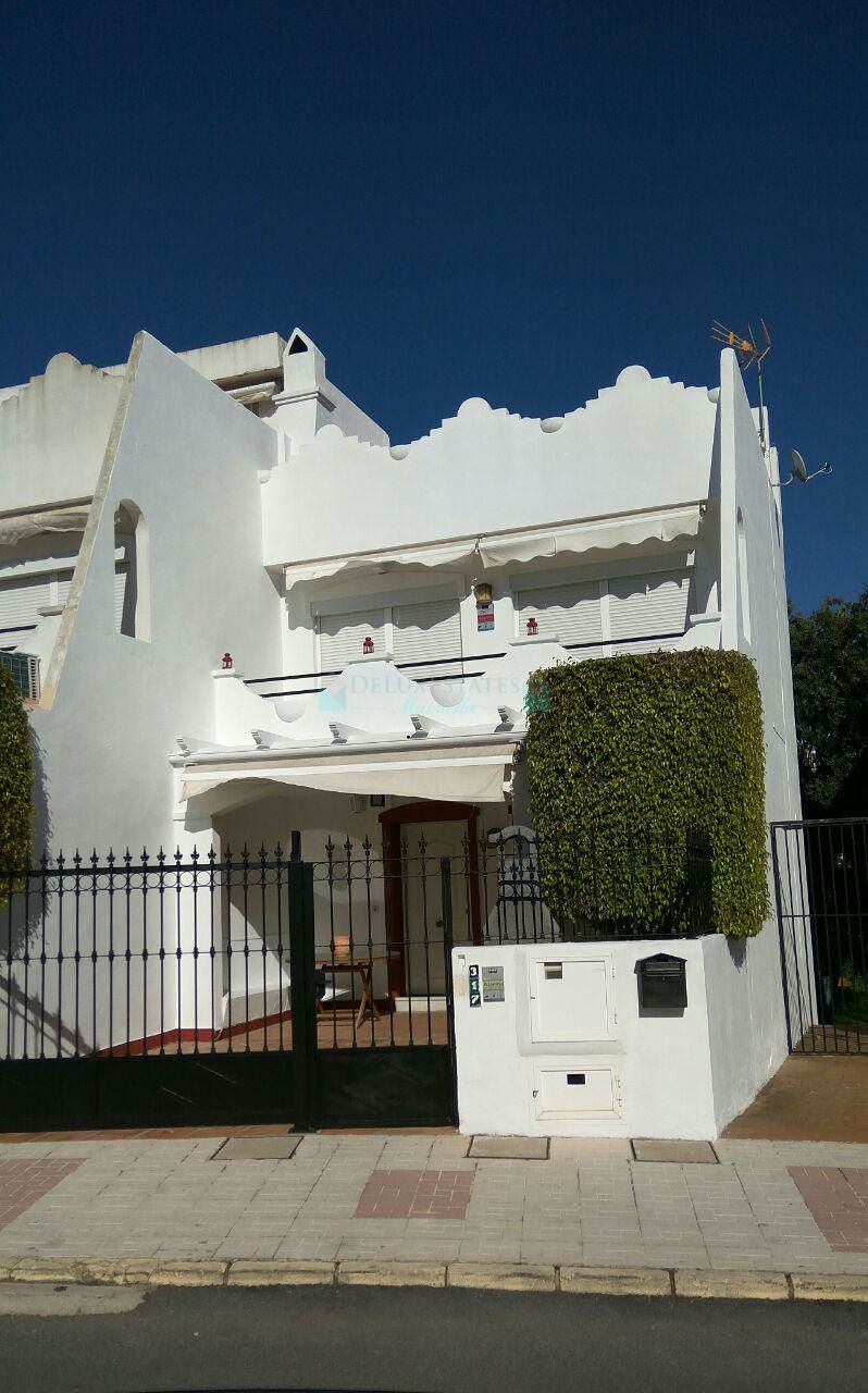 Semi Detached Villa for sale in Las Chapas, Marbella East
