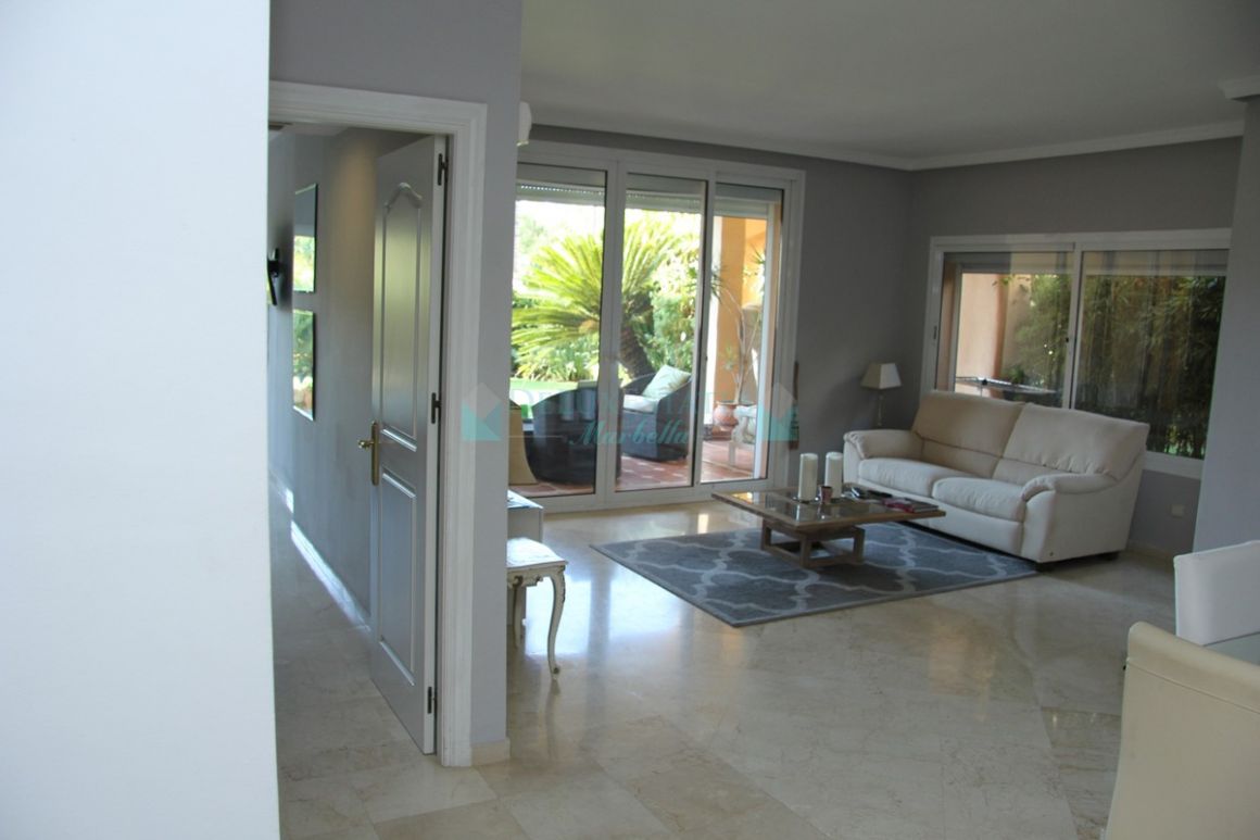 Ground Floor Apartment for rent in Sierra Blanca, Marbella Golden Mile