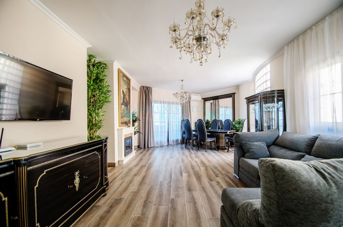 Penthouse for rent in Hacienda del Sol, Estepona