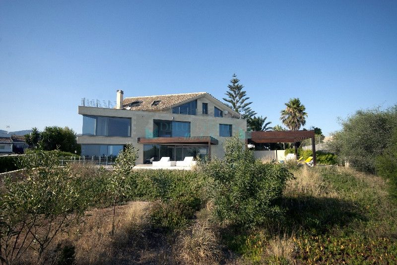 Villa in Las Chapas, Marbella East