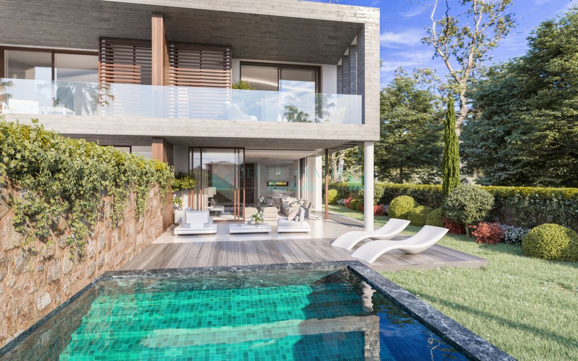 Semi Detached Villa for sale in Marbella Golden Mile