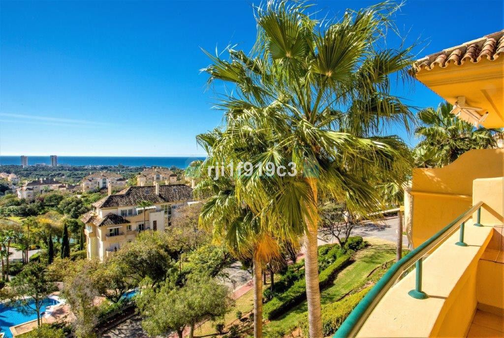 Apartment in Elviria, Marbella East
