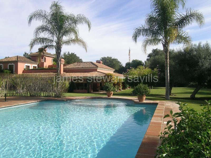 Villa for sale in Sotogrande Costa - Sotogrande Villa