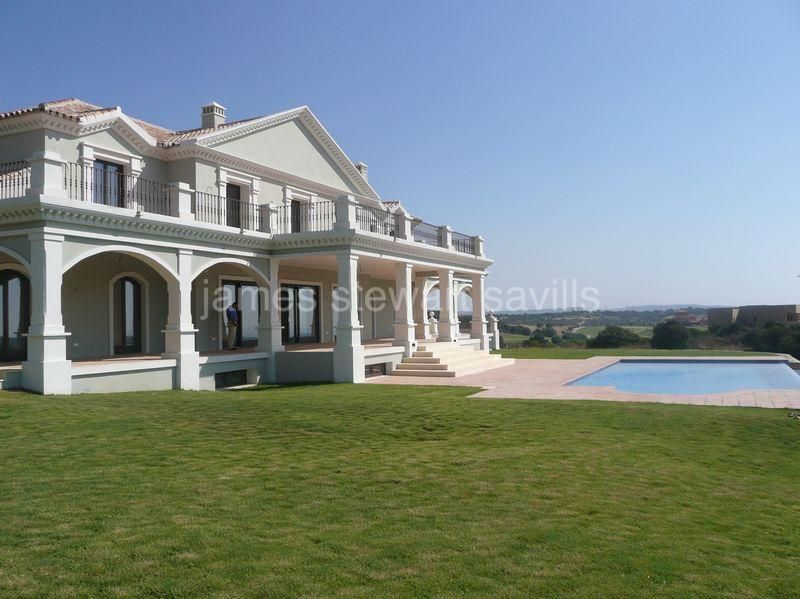 Villa for sale in La Reserva - Sotogrande Villa