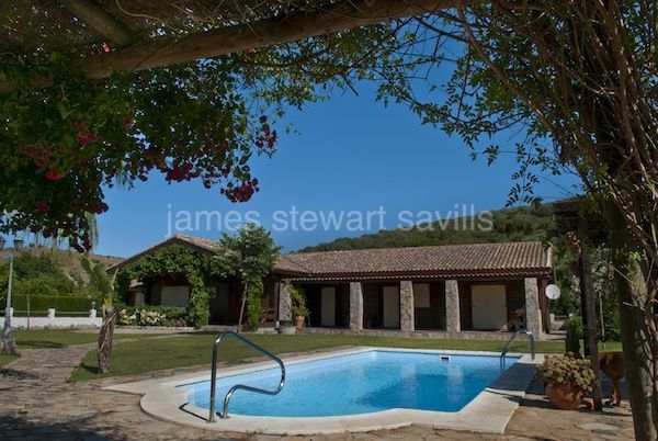 Country House for sale in San Martin del Tesorillo - San Martin del Tesorillo Country House