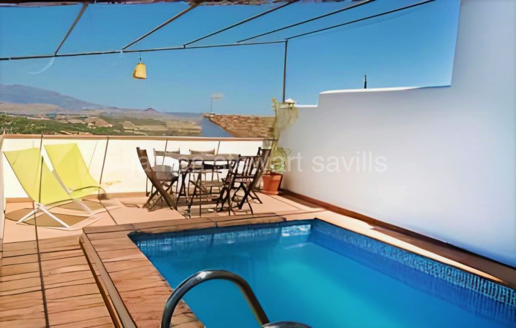 Jimena de La Frontera, Town house with separate apartment in Jimena de la Frontera.