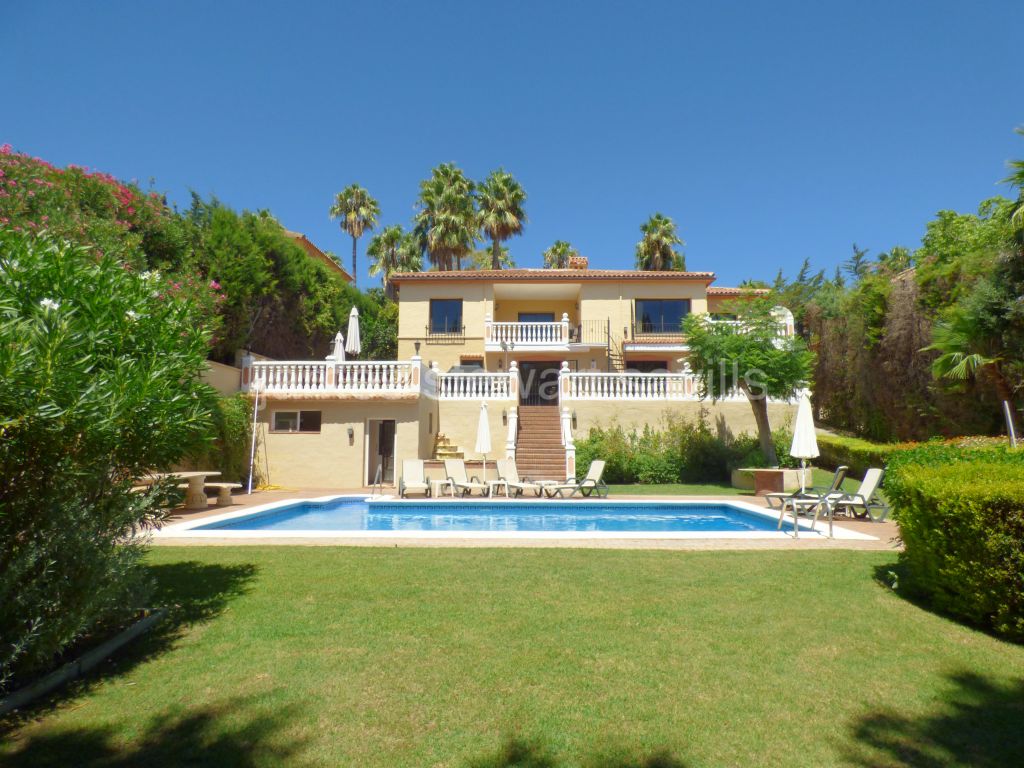 Sotogrande, Espaciosa villa ideal para invitados o una gran familia