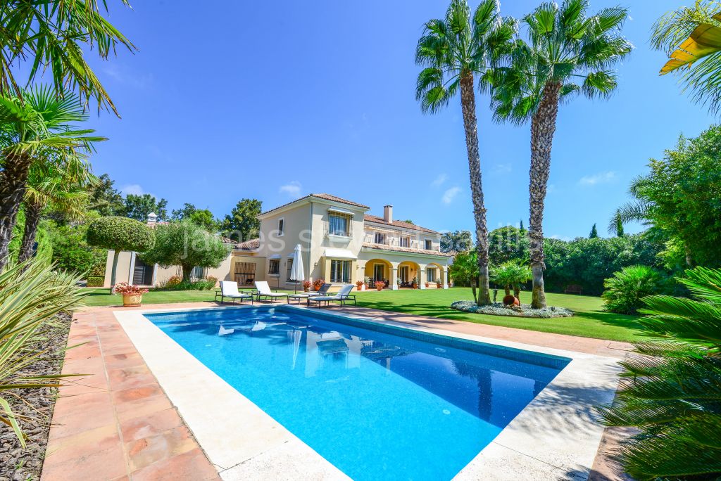 Sotogrande, Spectaular Villa in the Valderrama area of Sotogrande Alto