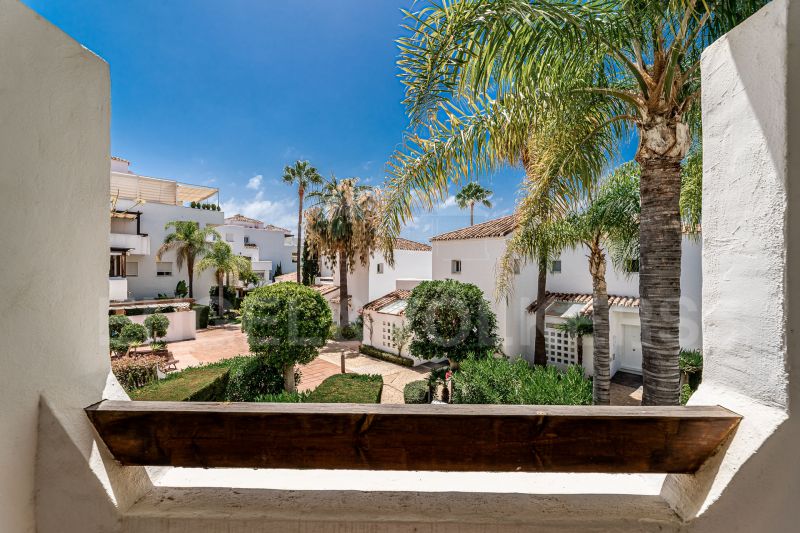 Apartment in beachfront complex in Bahia de Marbella