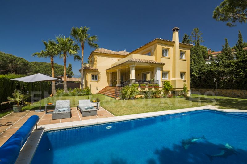 Villa in Elviria