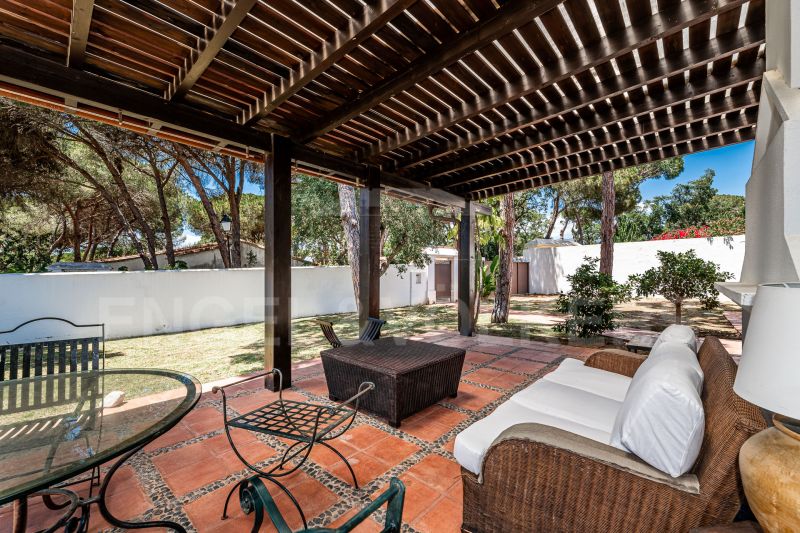 Villa in Elviria