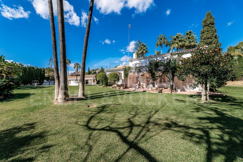 Villa in Los Monteros