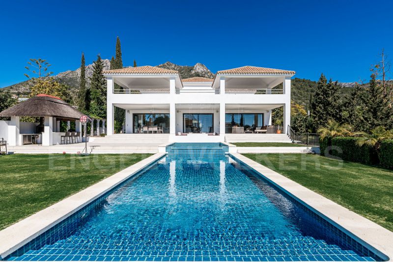Villa avec terrain de 4.000m2 avec vue magnifique à Camojan