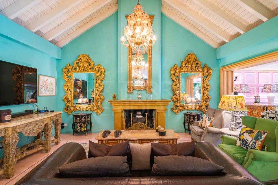 Extraordinary Mediterranean style villa for sale in Las Lomas del Marbella Club, Marbella Golden Mile