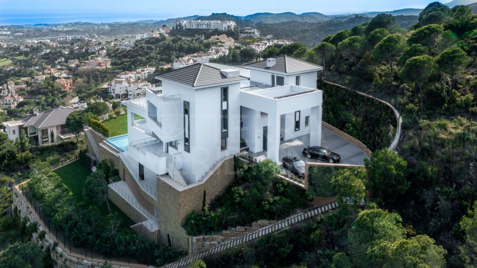 No expenses spared new build villa with cinematic coastal views for sale in La Reserva de Alcuzcuz, Benahavis