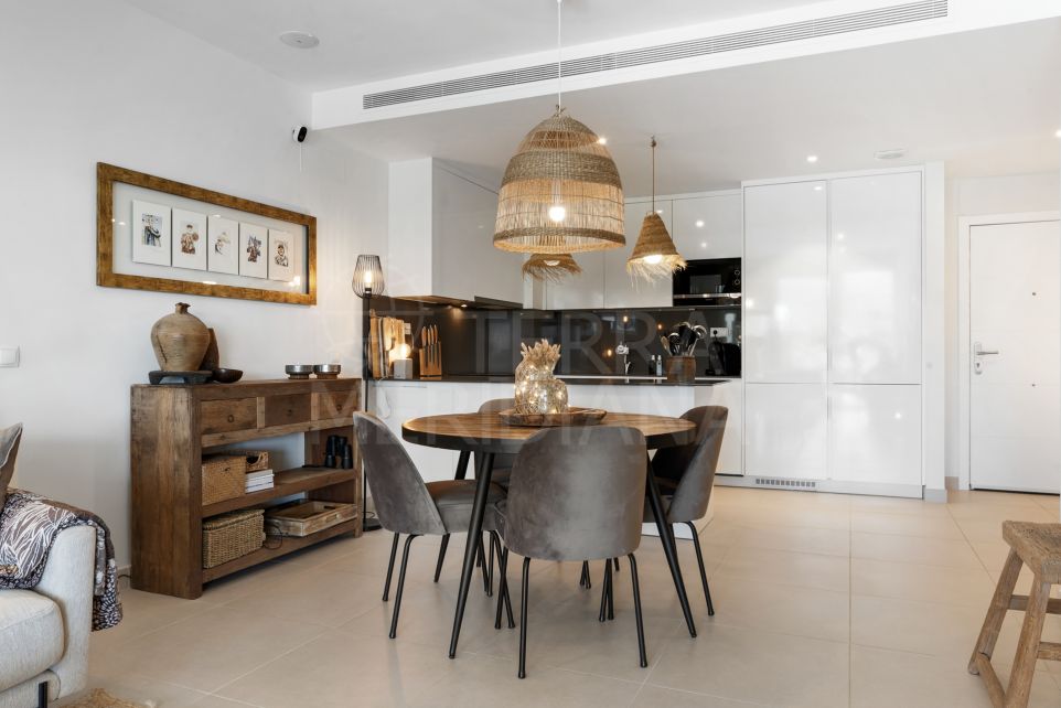 Bijou contemporain en rez-de-chaussée à Mirador del Golf, Estepona