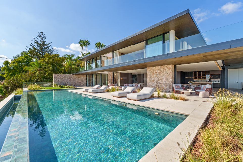 Stunning brand new 8 bedroom luxury villa with sea views for sale in Benahavis