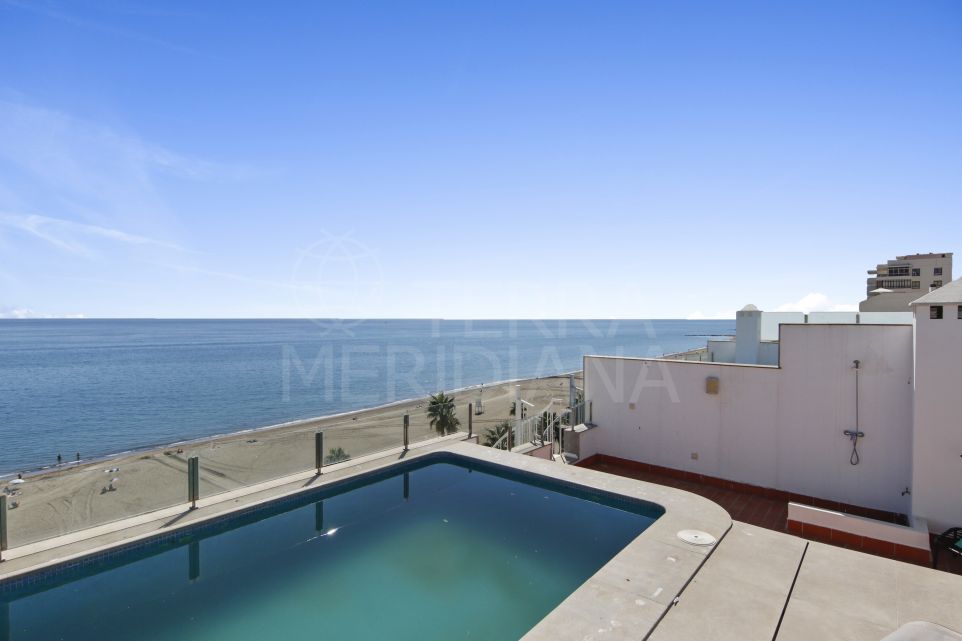 3 bedrooms Spacious Duplex Penthouse with Panoramic Sea Views in Estepona Centre
