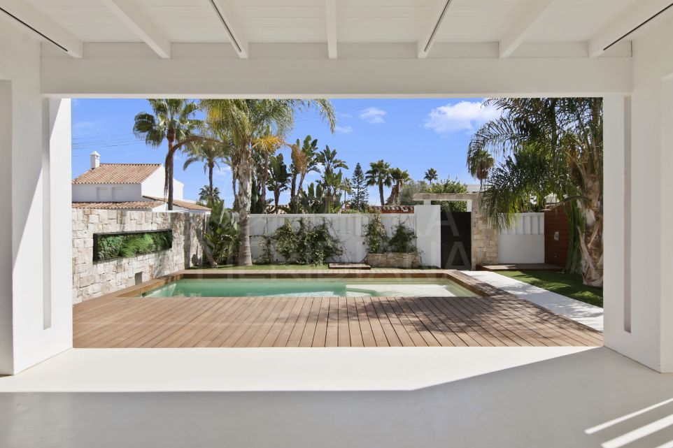Modern Renovated Villa in Sun Beach, New Golden Mile