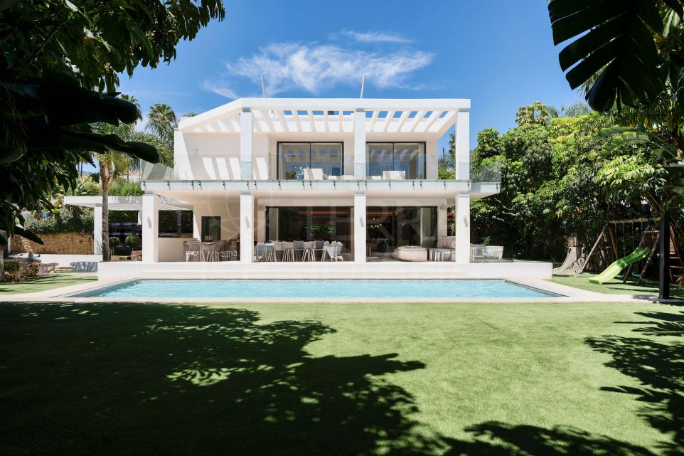 Modern Family Villa in Prestigious La Quinta, Benahavís
