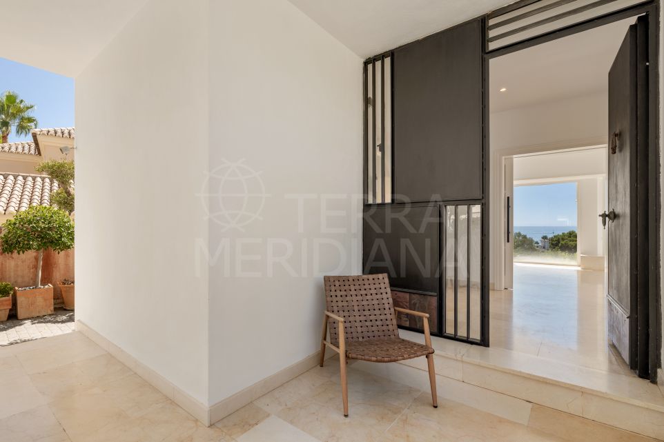 Modern Sea View Villa in Prime Seghers Location Just 300m from the Beach