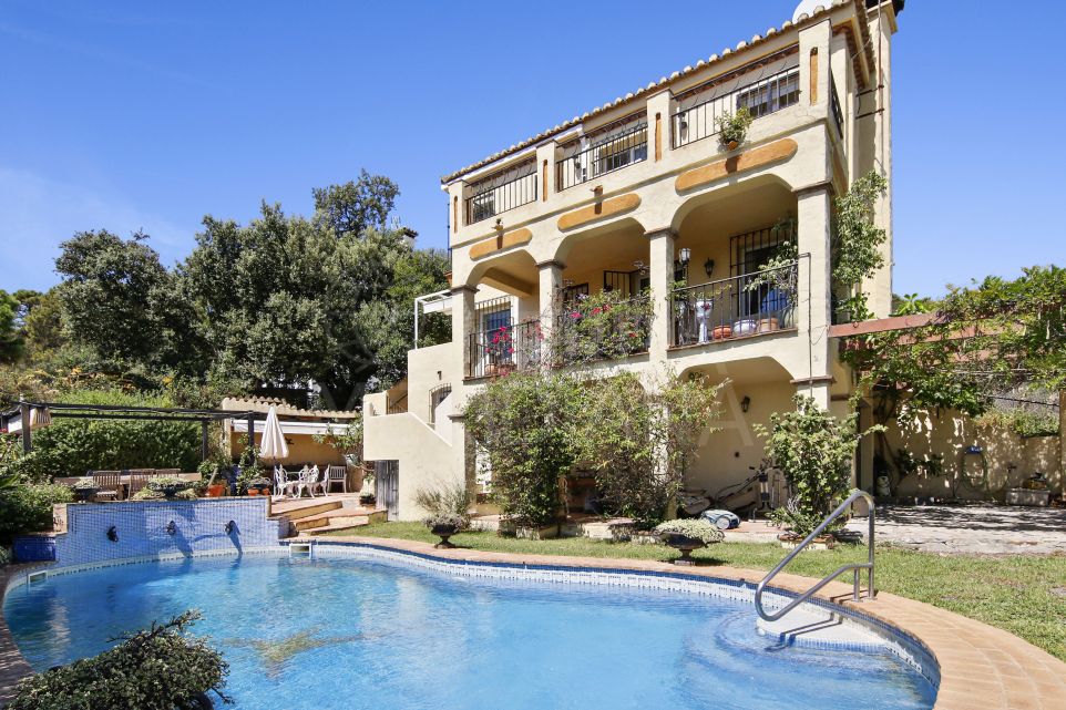 Villa with panoramic sea views and exciting potential for sale in El Padron, Estepona